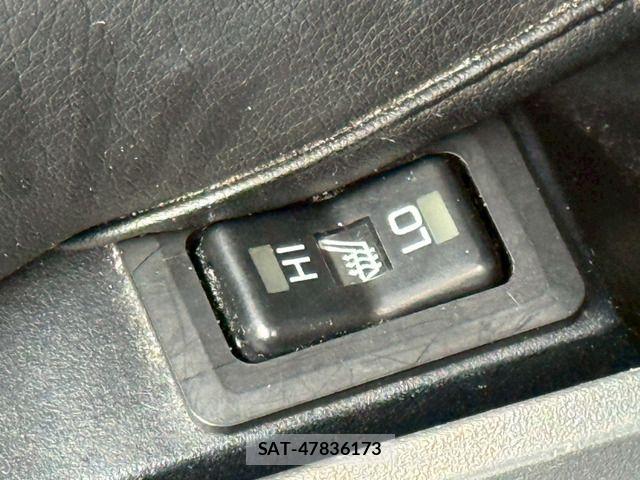 Mitsubishi DELICA 2010-02 7217494-5