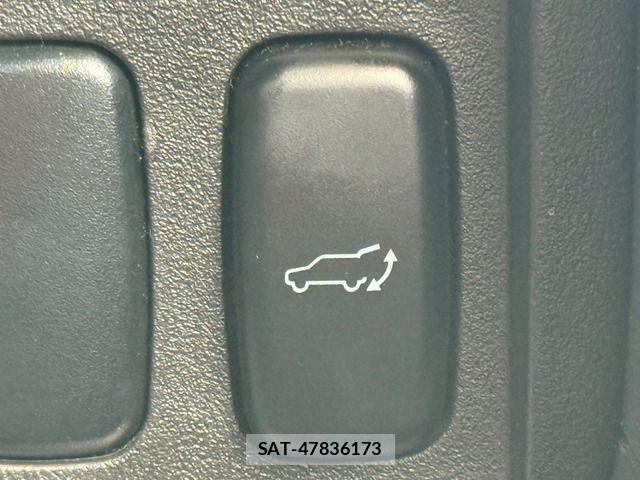 Mitsubishi DELICA 2010-02 7217494-8