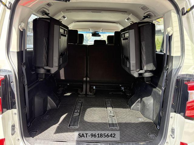 Mitsubishi DELICA 2021-03 7217541-29