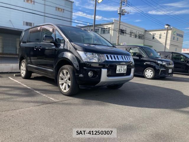Mitsubishi DELICA 2016-03 7217515-0