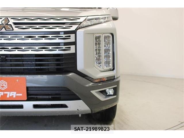 Mitsubishi DELICA 2019-03 7217527-13