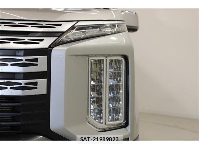 Mitsubishi DELICA 2019-03 7217527-14