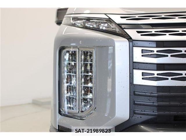 Mitsubishi DELICA 2019-03 7217527-16