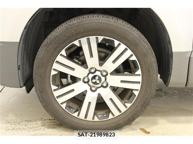 Mitsubishi DELICA 2019-03 7217527-24