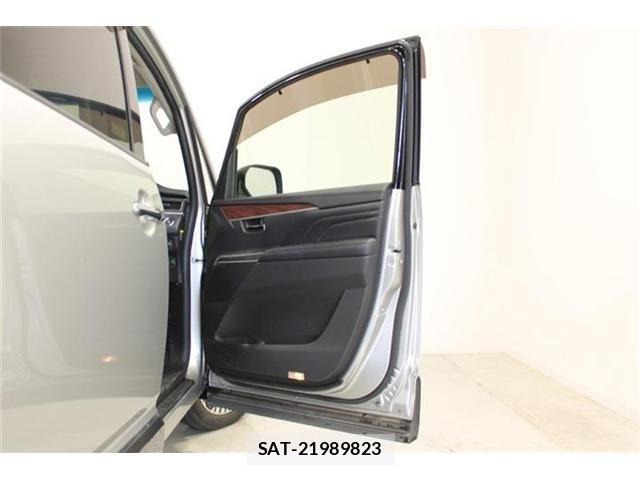 Mitsubishi DELICA 2019-03 7217527-28