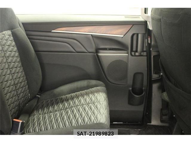 Mitsubishi DELICA 2019-03 7217527-29