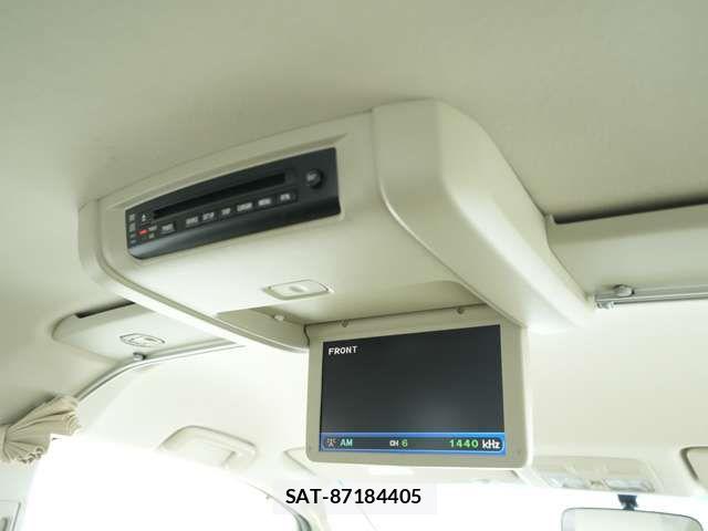 Mitsubishi DELICA 2011-06 7217489-11
