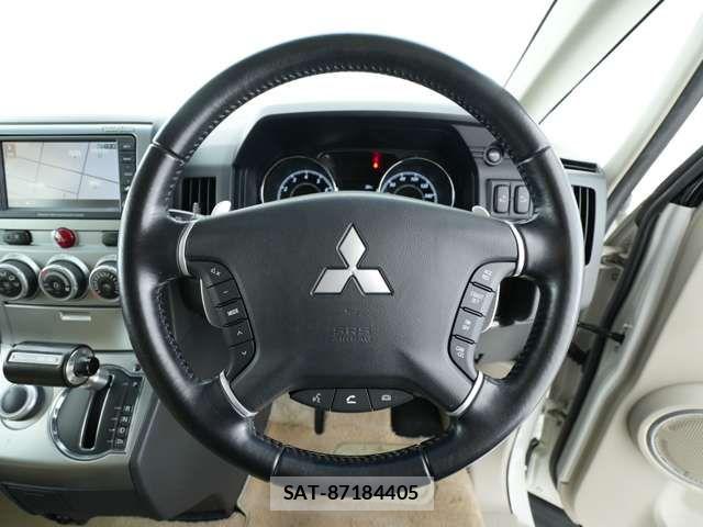 Mitsubishi DELICA 2011-06 7217489-14