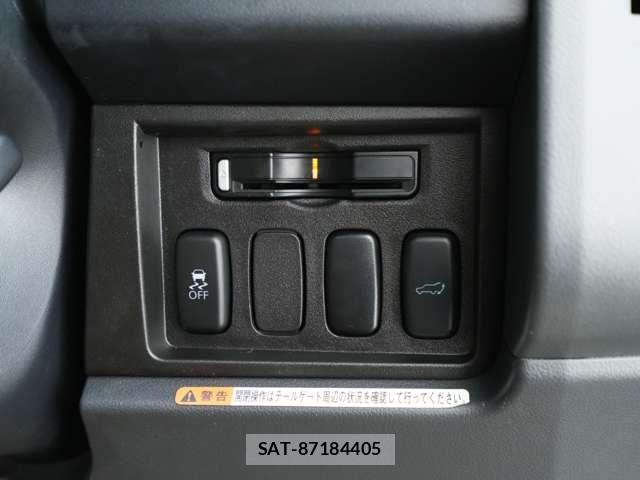 Mitsubishi DELICA 2011-06 7217489-16