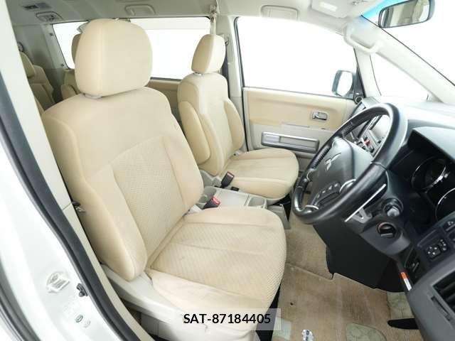 Mitsubishi DELICA 2011-06 7217489-5