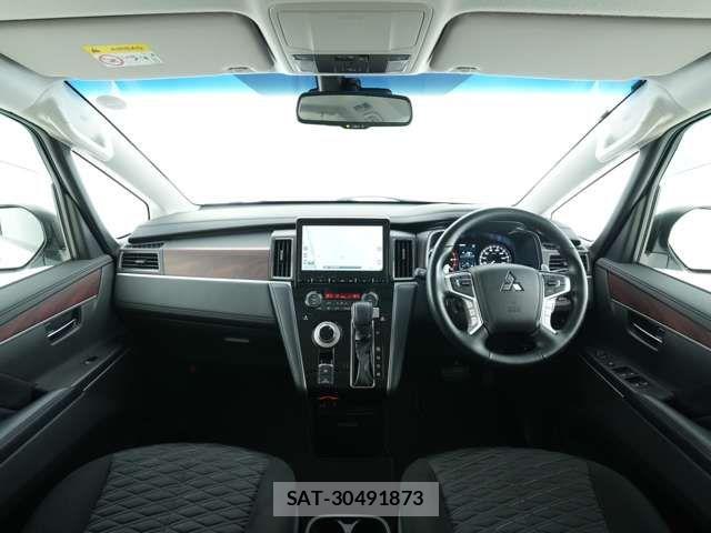 Mitsubishi DELICA 2022-09 7217548-5