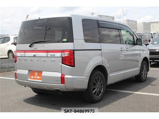 Mitsubishi DELICA 2019-04 7217532-11