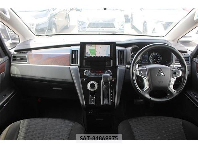Mitsubishi DELICA 2019-04 7217532-27