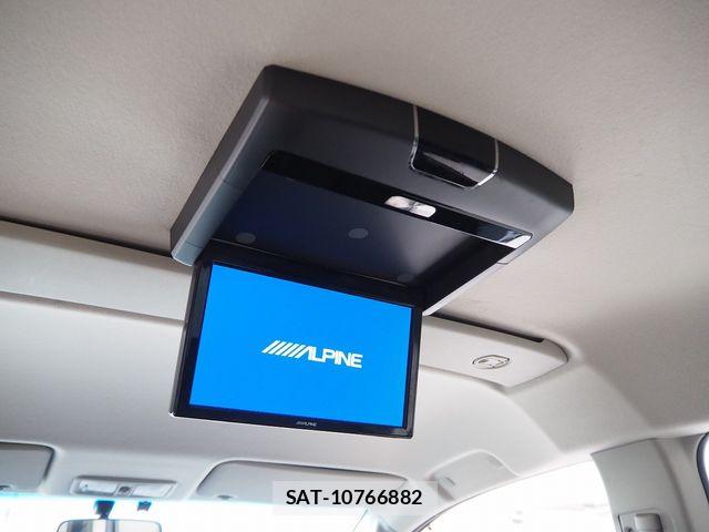 Mitsubishi DELICA 2015-02 7217505-12