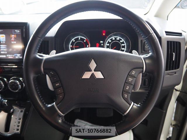 Mitsubishi DELICA 2015-02 7217505-14