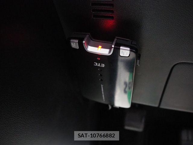 Mitsubishi DELICA 2015-02 7217505-15