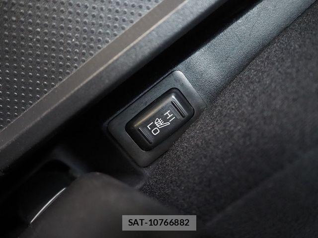 Mitsubishi DELICA 2015-02 7217505-17