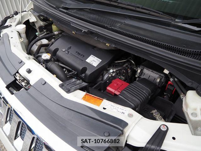 Mitsubishi DELICA 2015-02 7217505-19