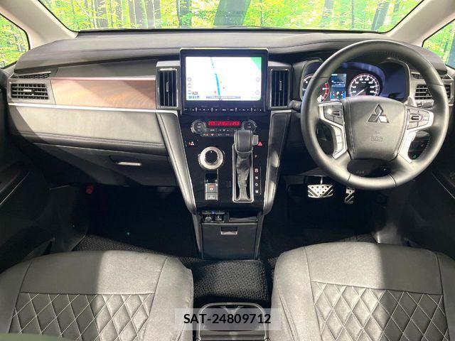 Mitsubishi DELICA 2024-09 7217586-1