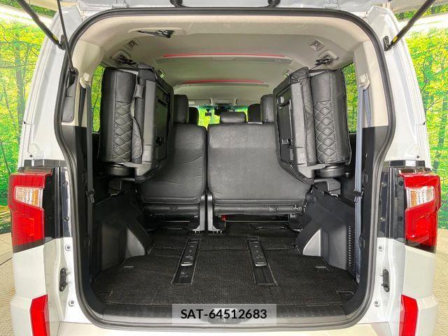 Mitsubishi DELICA 2024-08 7217568-11