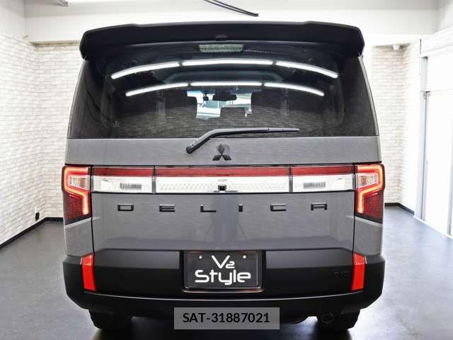 Mitsubishi DELICA 2020-10 7217539-2