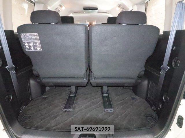 Mitsubishi DELICA 2019-05 7217533-11