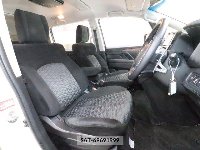 Mitsubishi DELICA 2019-05 7217533-3