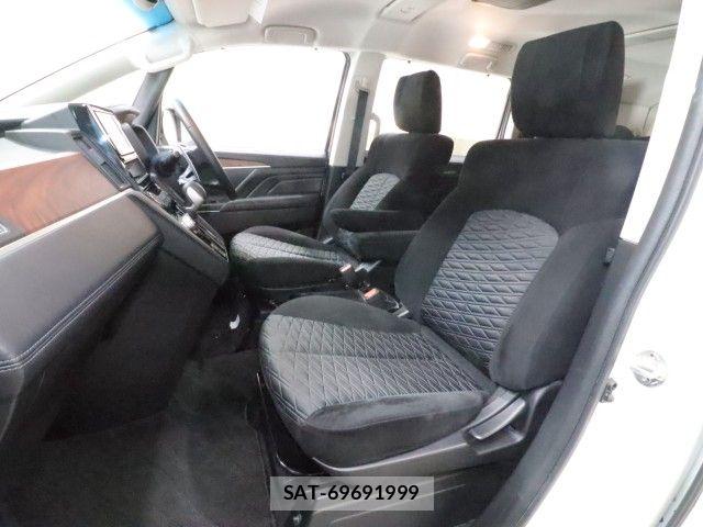 Mitsubishi DELICA 2019-05 7217533-7