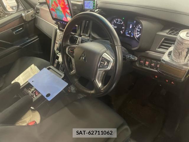 Mitsubishi DELICA 2019-07 7217534-10