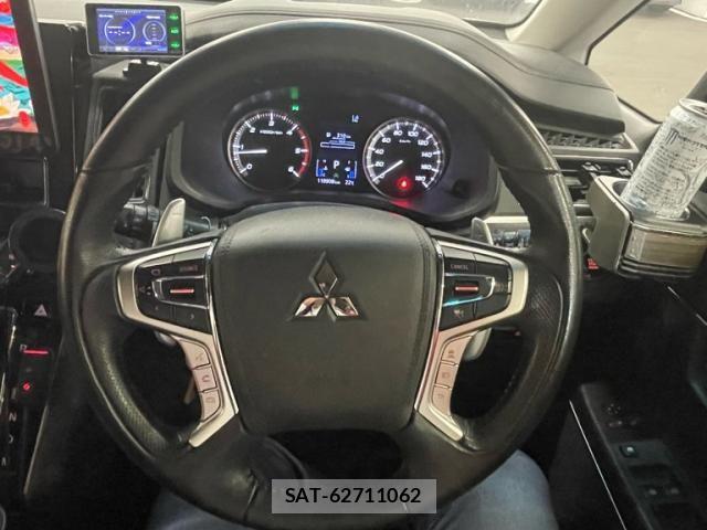 Mitsubishi DELICA 2019-07 7217534-12
