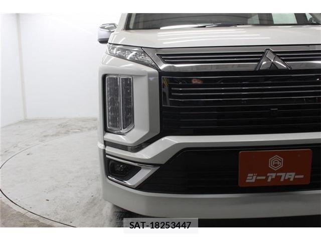 Mitsubishi DELICA 2019-03 7217530-10