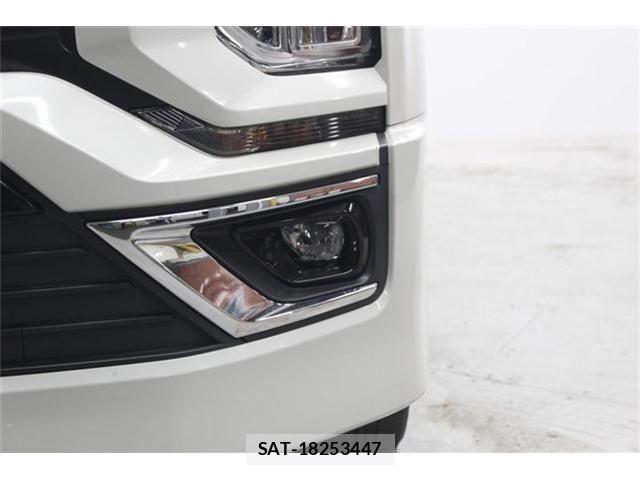 Mitsubishi DELICA 2019-03 7217530-15