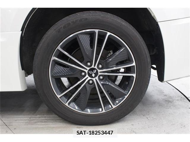 Mitsubishi DELICA 2019-03 7217530-24