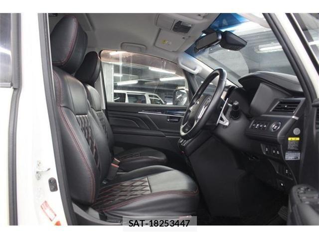 Mitsubishi DELICA 2019-03 7217530-28