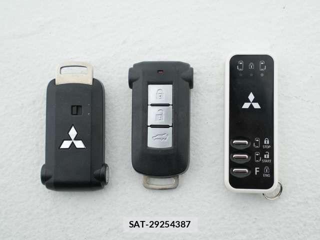 Mitsubishi DELICA 2019-06 7217531-4
