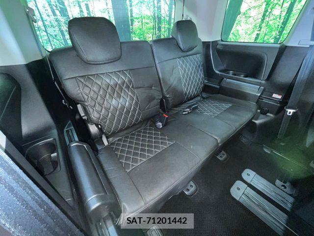 Mitsubishi DELICA 2024-09 7217587-9