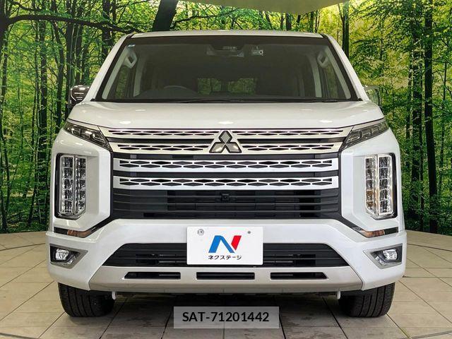 Mitsubishi DELICA 2024-09 7217587-14