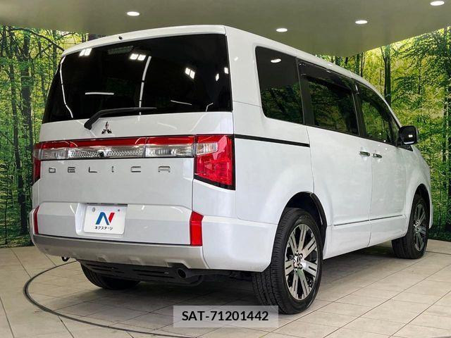 Mitsubishi DELICA 2024-09 7217587-16