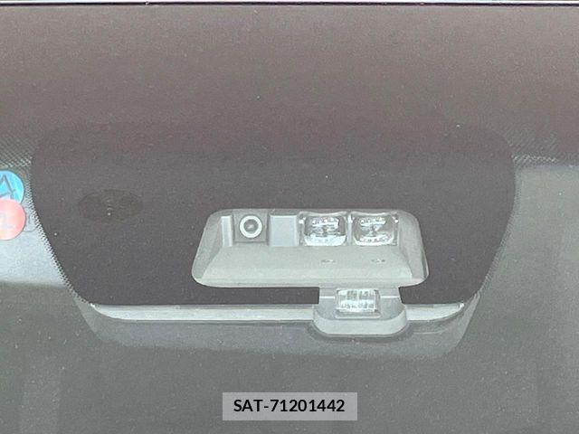 Mitsubishi DELICA 2024-09 7217587-4