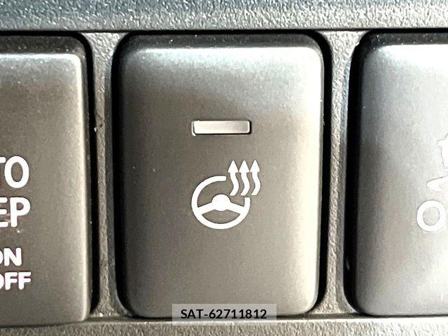 Mitsubishi DELICA 2024-09 7217592-6
