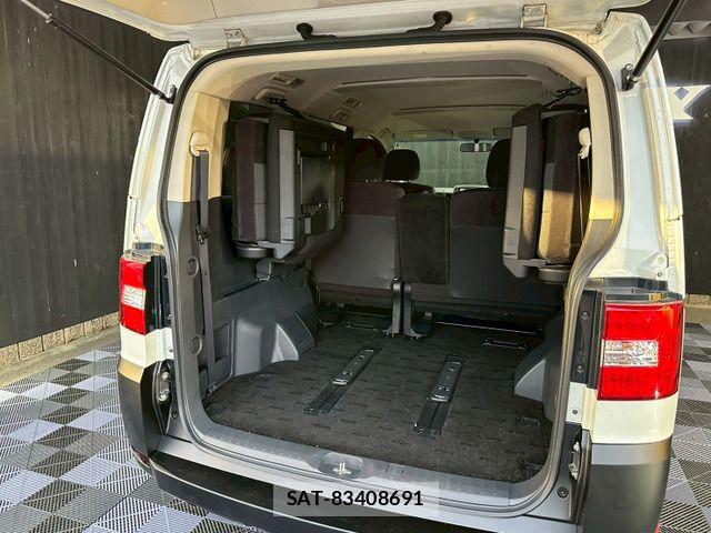 Mitsubishi DELICA 2011-03 7217488-15