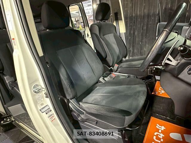 Mitsubishi DELICA 2011-03 7217488-5