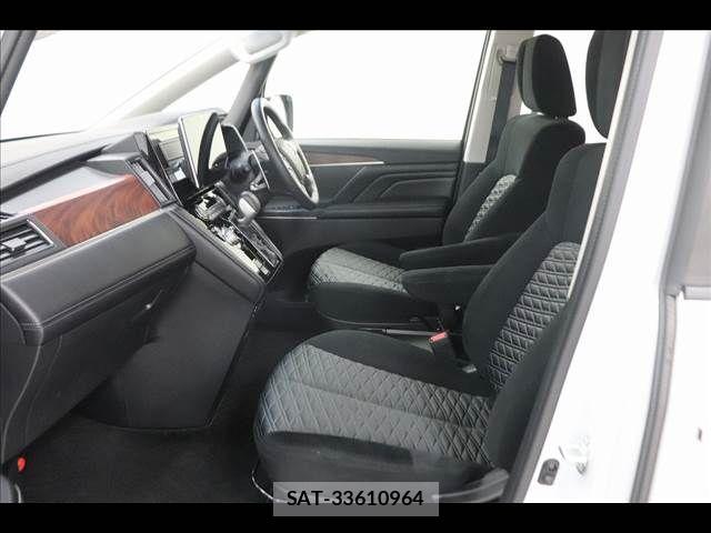 Mitsubishi DELICA 2025-01 7217597-10