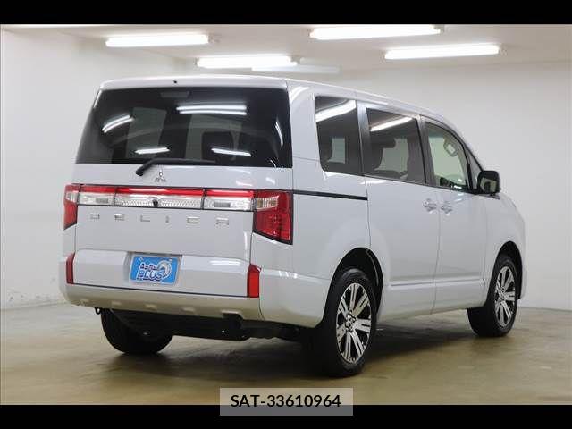 Mitsubishi DELICA 2025-01 7217597-18