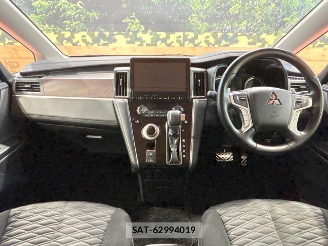 Mitsubishi DELICA 2024-05 7217563-1