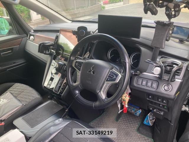 Mitsubishi DELICA 2019-03 7217529-12