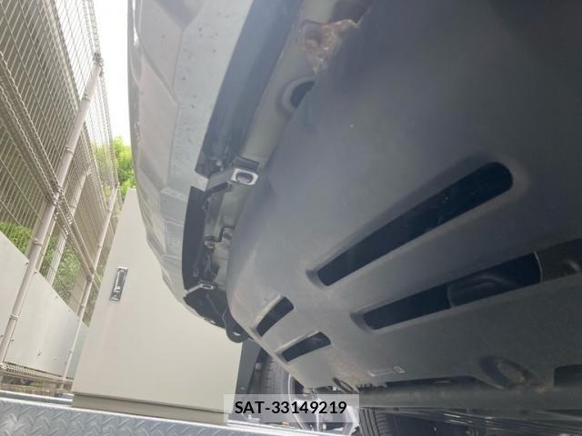 Mitsubishi DELICA 2019-03 7217529-8