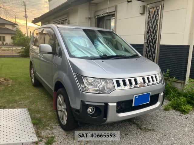 Mitsubishi DELICA 2015-05 7217508-1