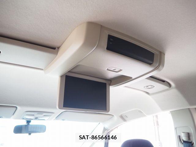 Mitsubishi DELICA 2013-02 7217511-13