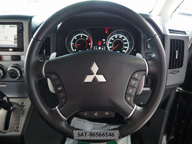 Mitsubishi DELICA 2013-02 7217511-16